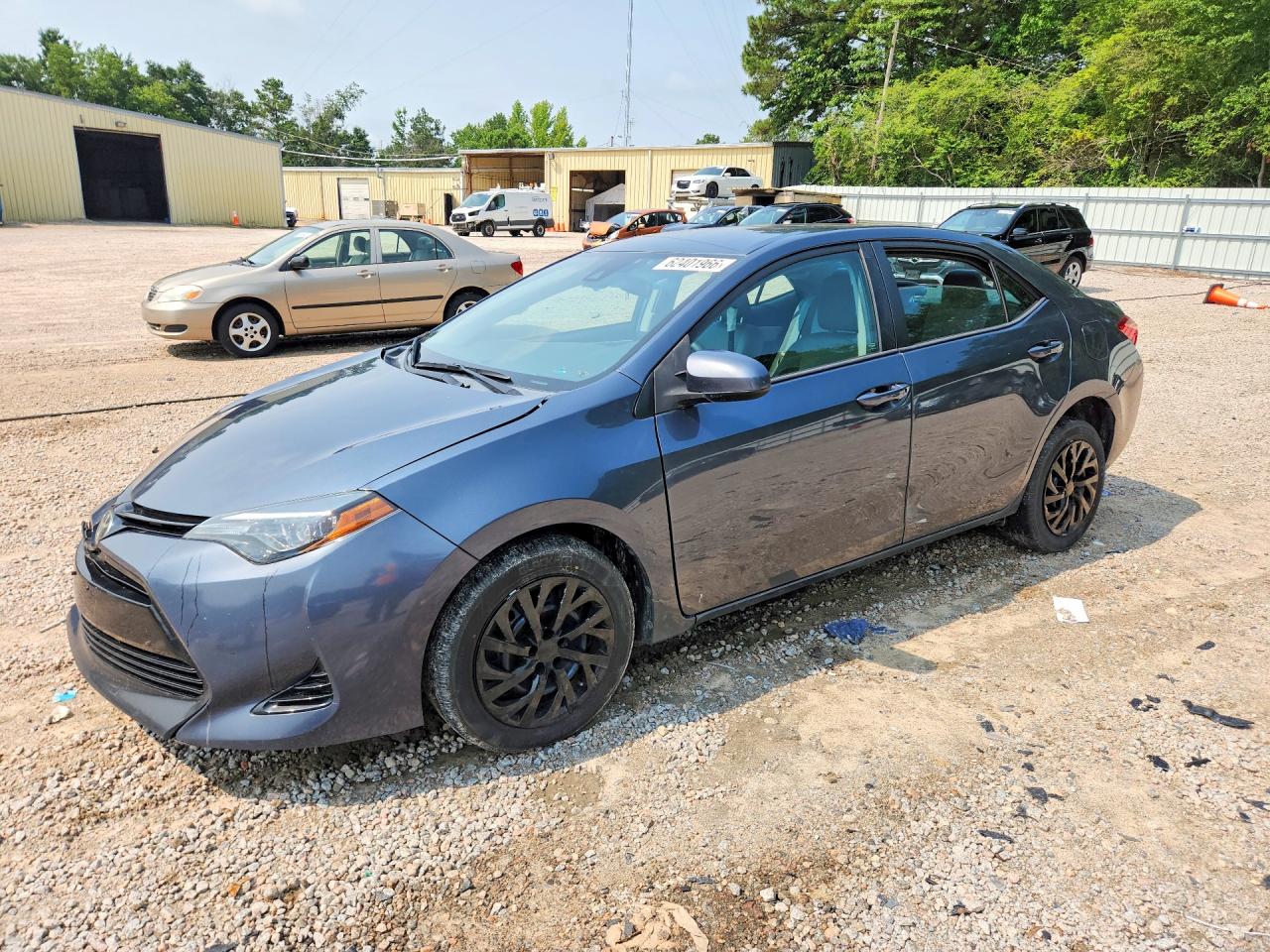 2T1BURHE5HC935176 · 2017 TOYOTA COROLLA