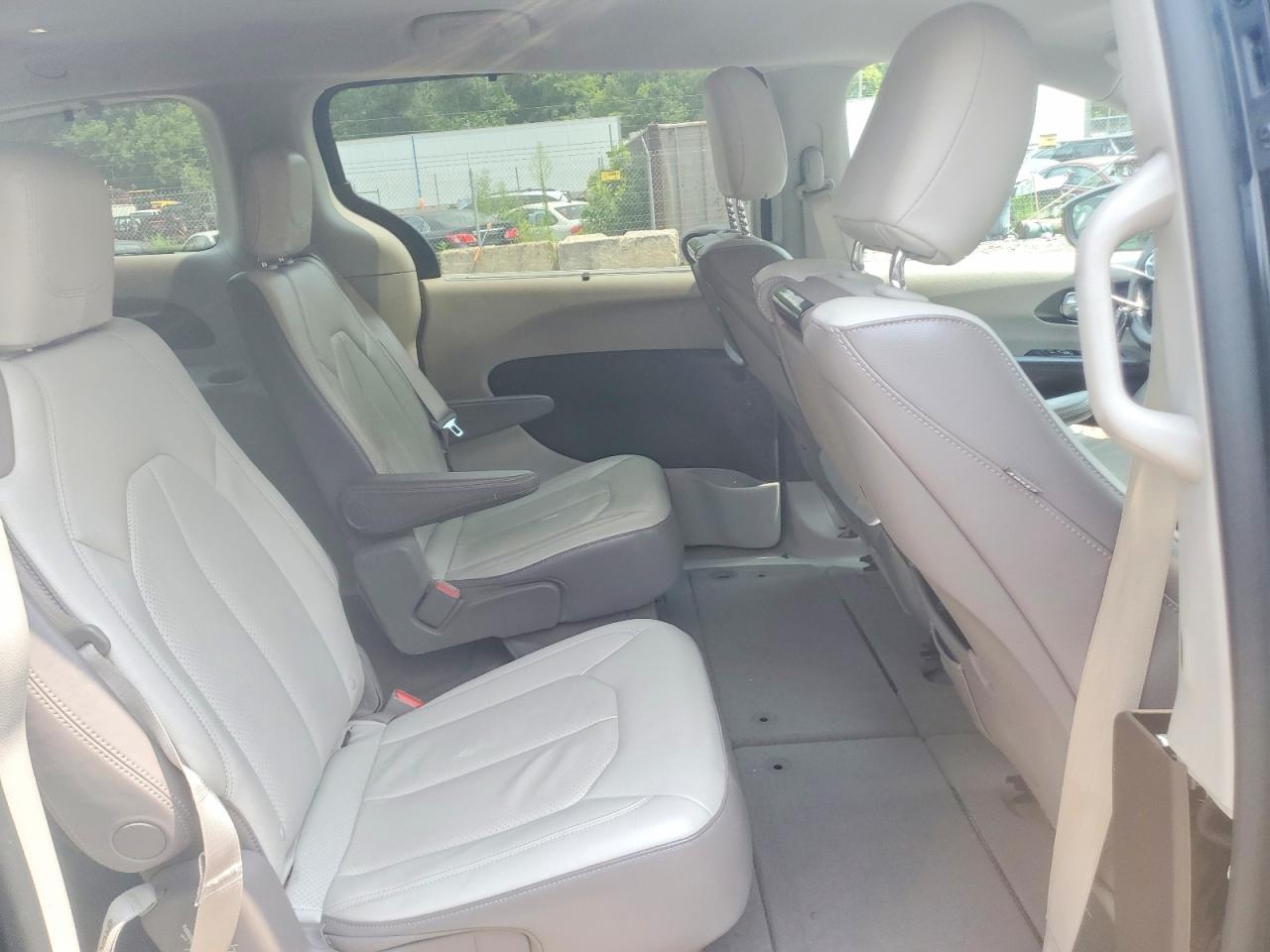 2C4RC1EG7HR770708 · 2017 CHRYSLER PACIFICA · 11/13