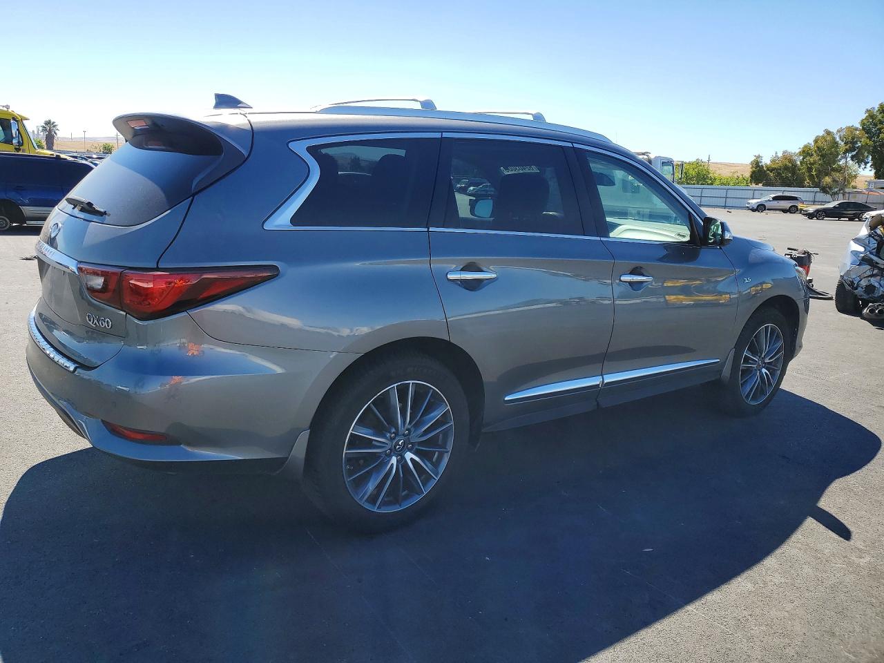 5N1DL0MM5KC528152 · 2019 INFINITI QX60 · 3/12