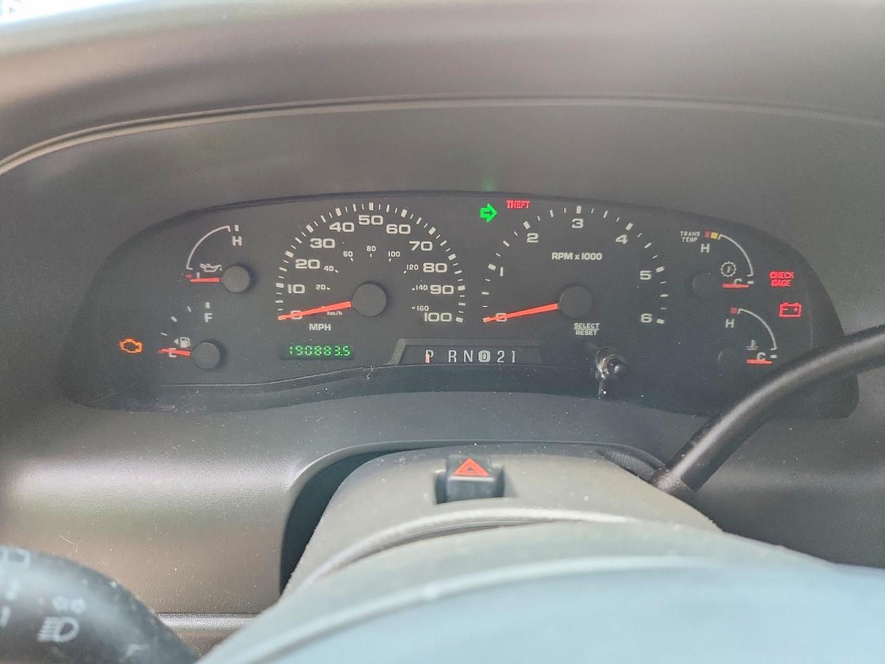 1FMNU41S72EC39533 · 2002 FORD EXCURSION · 9/13