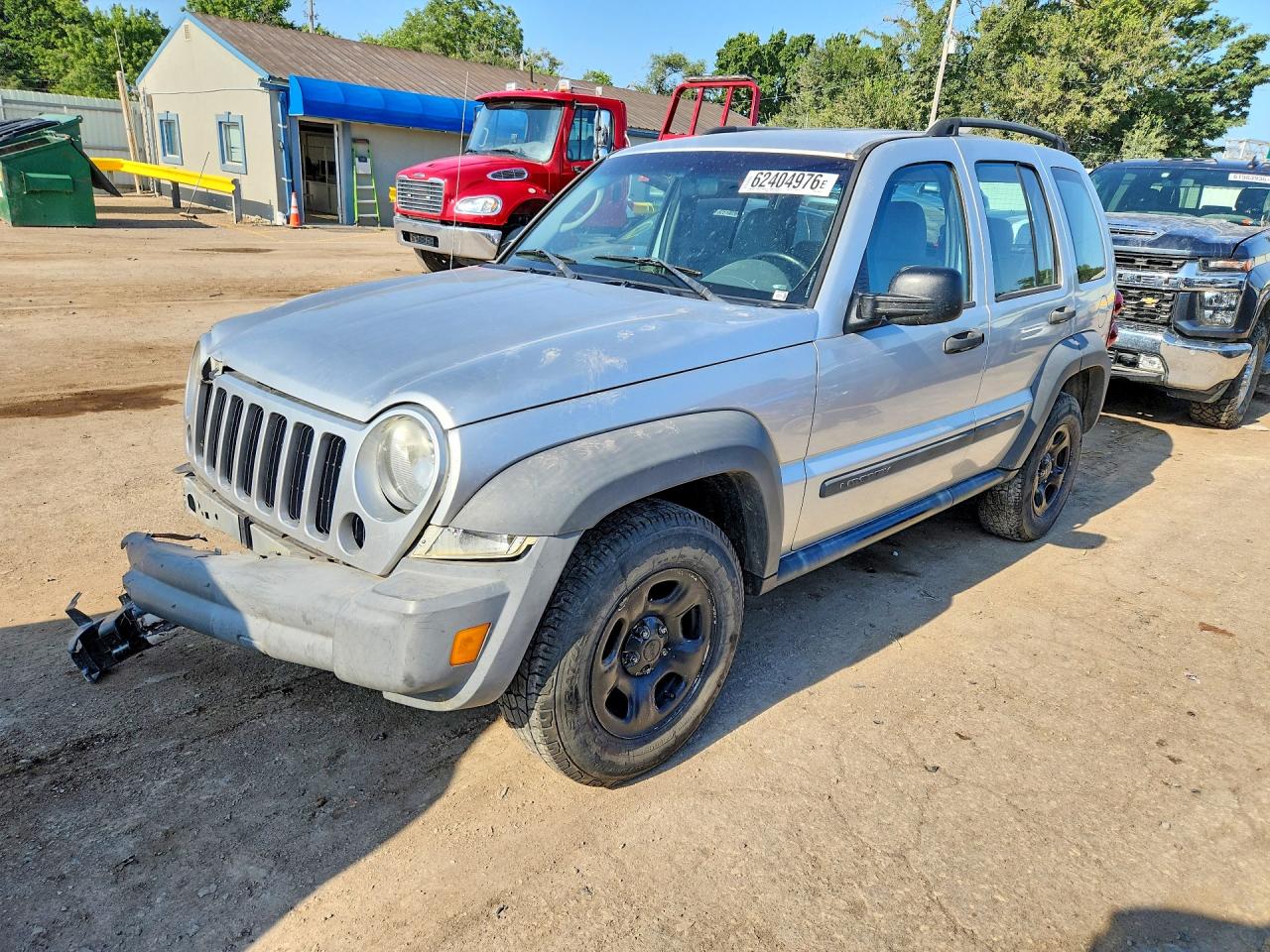 1J4GK48K76W268534 · 2006 JEEP LIBERTY