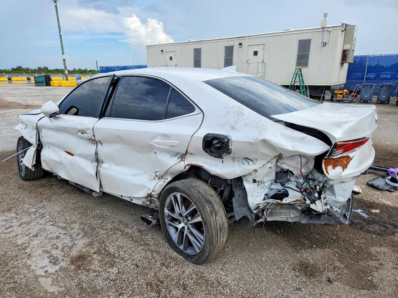 JTHAA1D2XL5108425 · 2020 LEXUS IS · 2/13