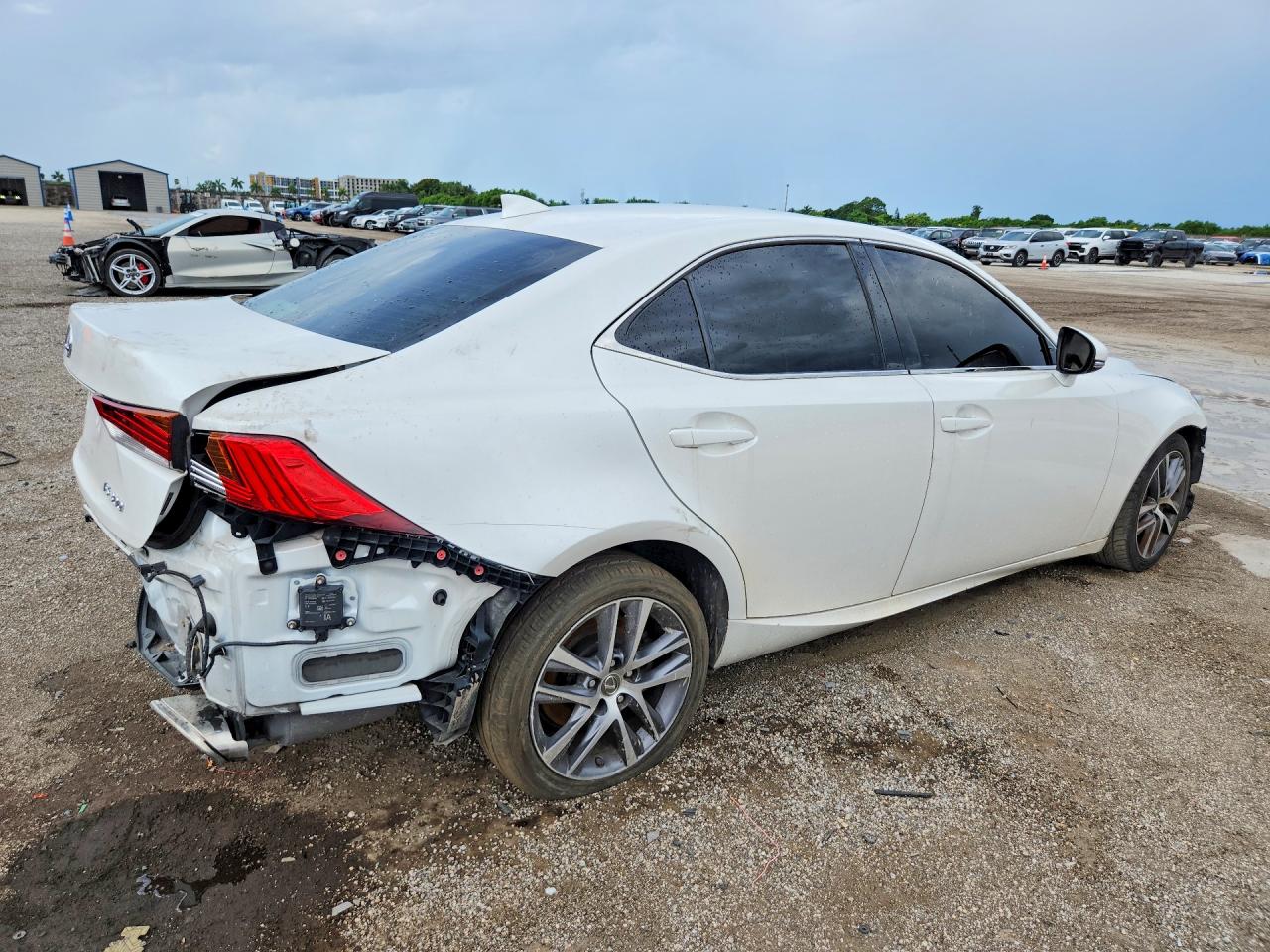 JTHAA1D2XL5108425 · 2020 LEXUS IS · 3/13