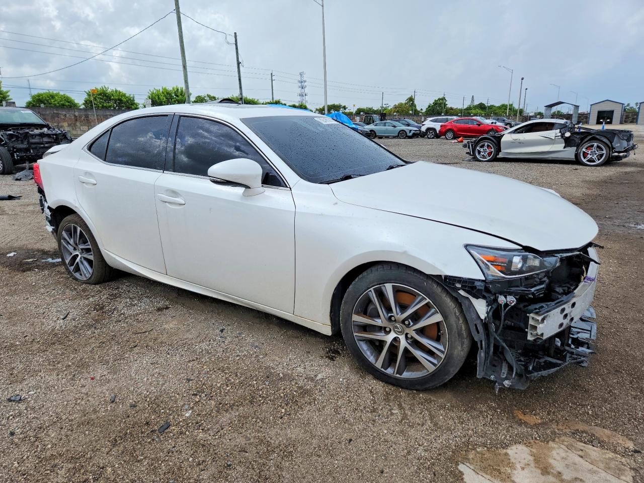 JTHAA1D2XL5108425 · 2020 LEXUS IS · 4/13