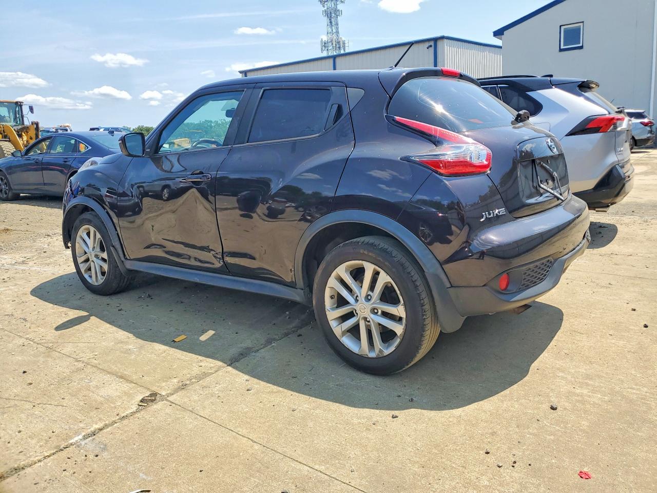 JN8AF5MR0GT604718 · 2016 NISSAN JUKE · 2/13