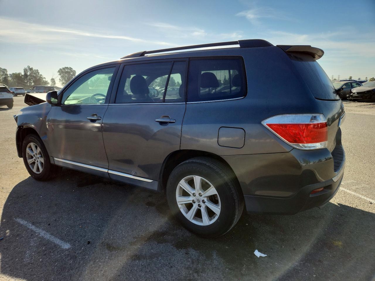 5TDZK3EH8CS067514 · 2012 TOYOTA HIGHLANDER · 2/14