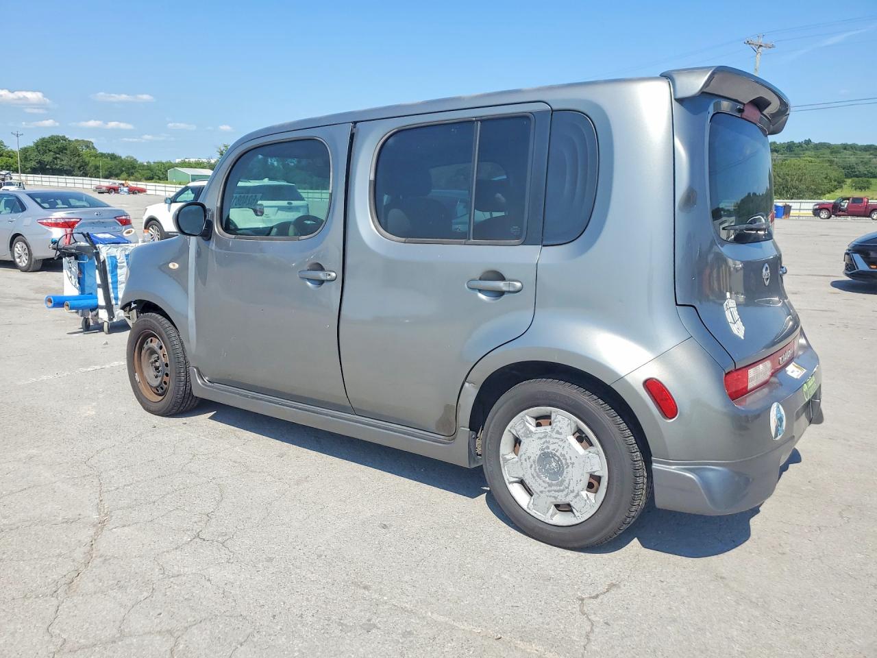 JN8AZ2KR1AT166372 · 2010 NISSAN CUBE · 2/12