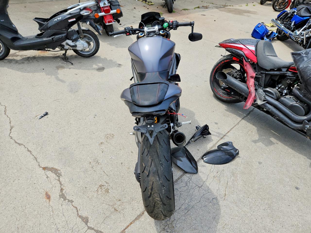 SMTN51PP3GJ753480 · 2016 TRIUMPH MOTORCYCLE SPEED TRIPLE · 4/9