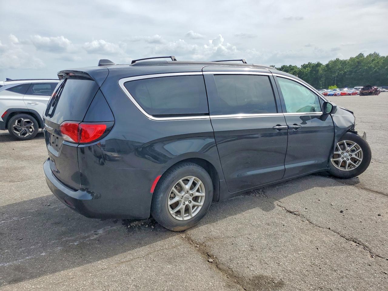 2C4RC1DG0MR547485 · 2021 CHRYSLER VOYAGER · 3/12