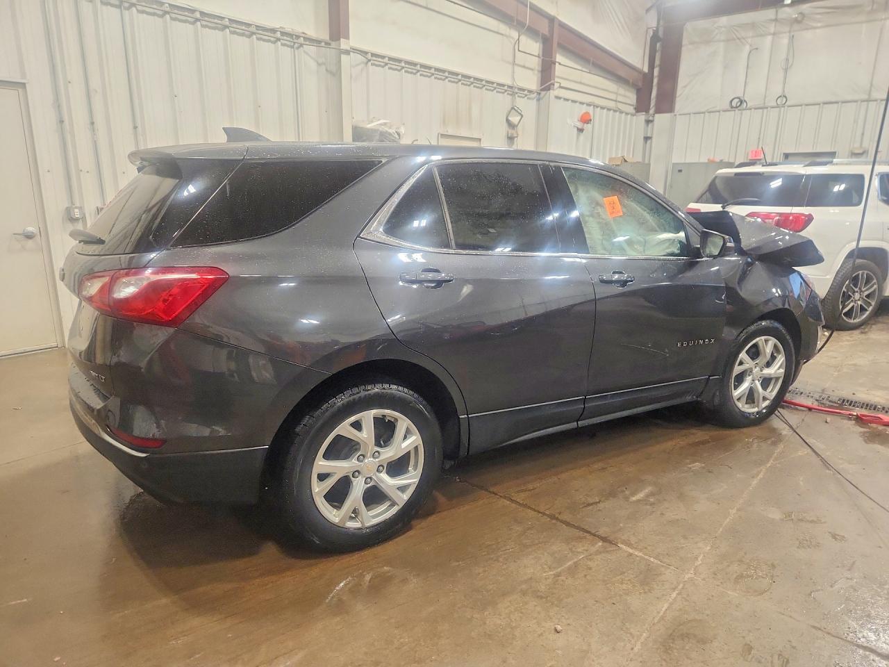 2GNAXTEX3J6169596 · 2018 CHEVROLET EQUINOX · 3/13