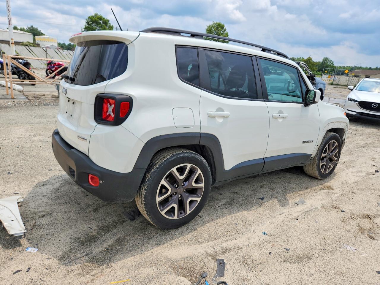 ZACCJABB1HPE41169 · 2017 JEEP RENEGADE · 3/14