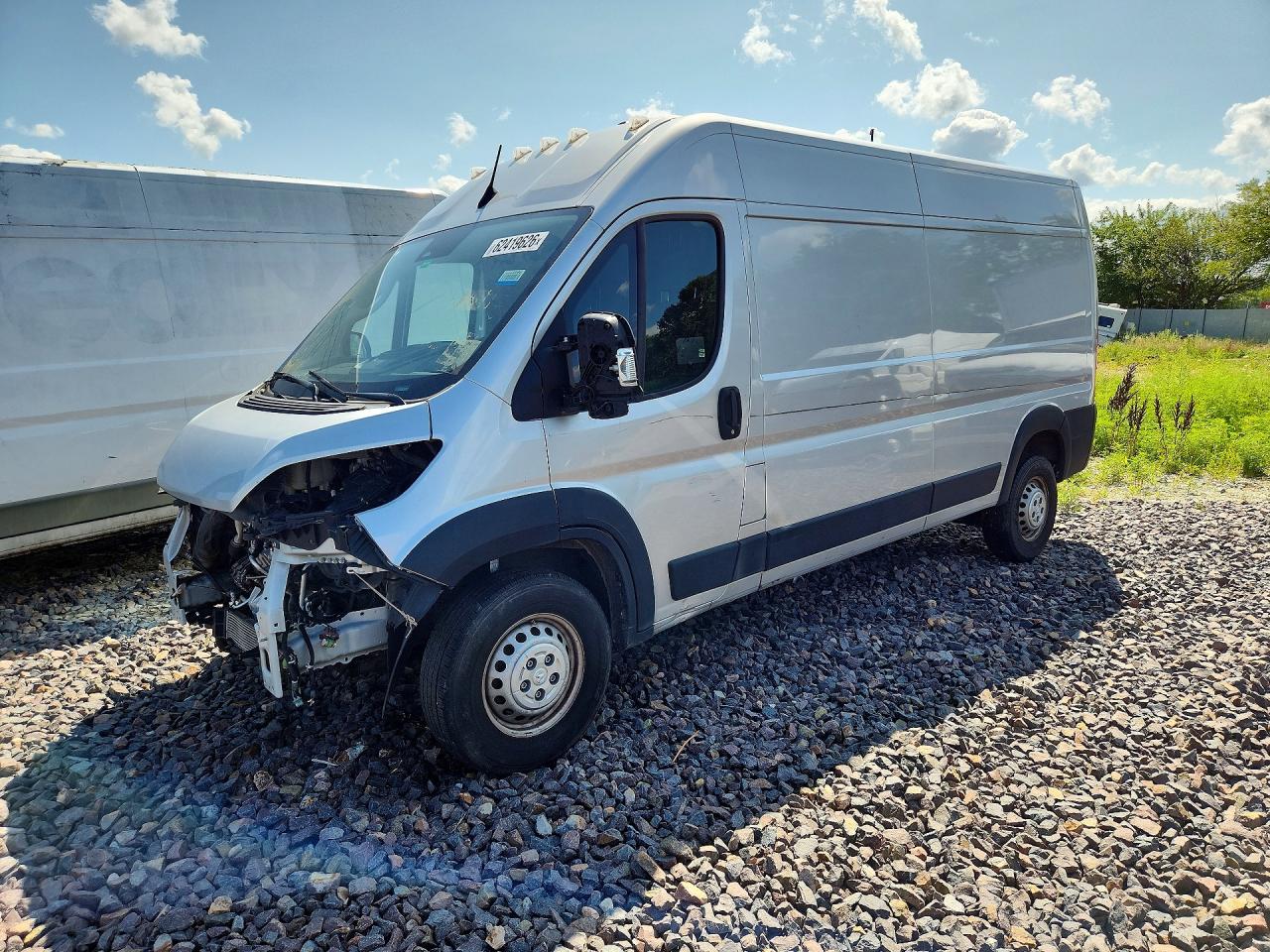 3C6LRVDG4RE119575 · 2024 RAM PROMASTER 2500