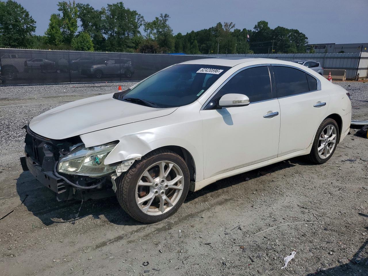 1N4AA5AP0EC495063 · 2014 NISSAN MAXIMA