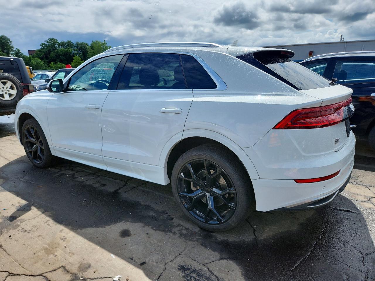 WA1AVAF14KD020463 · 2019 AUDI Q8 · 2/14
