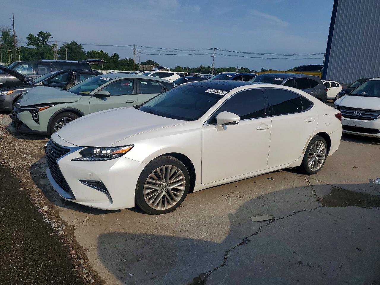 JTHBK1GG1G2233538 · 2016 LEXUS ES