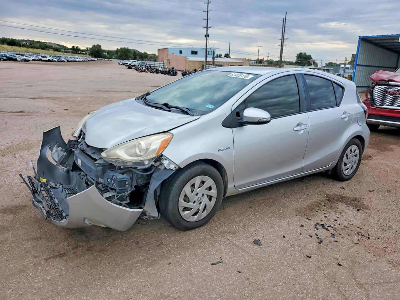 JTDKDTB33G1132325 · 2016 TOYOTA PRIUS C