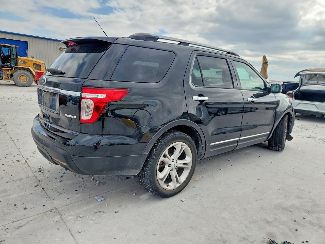 1FM5K7F87FGA89485 · 2015 FORD EXPLORER · 3/13