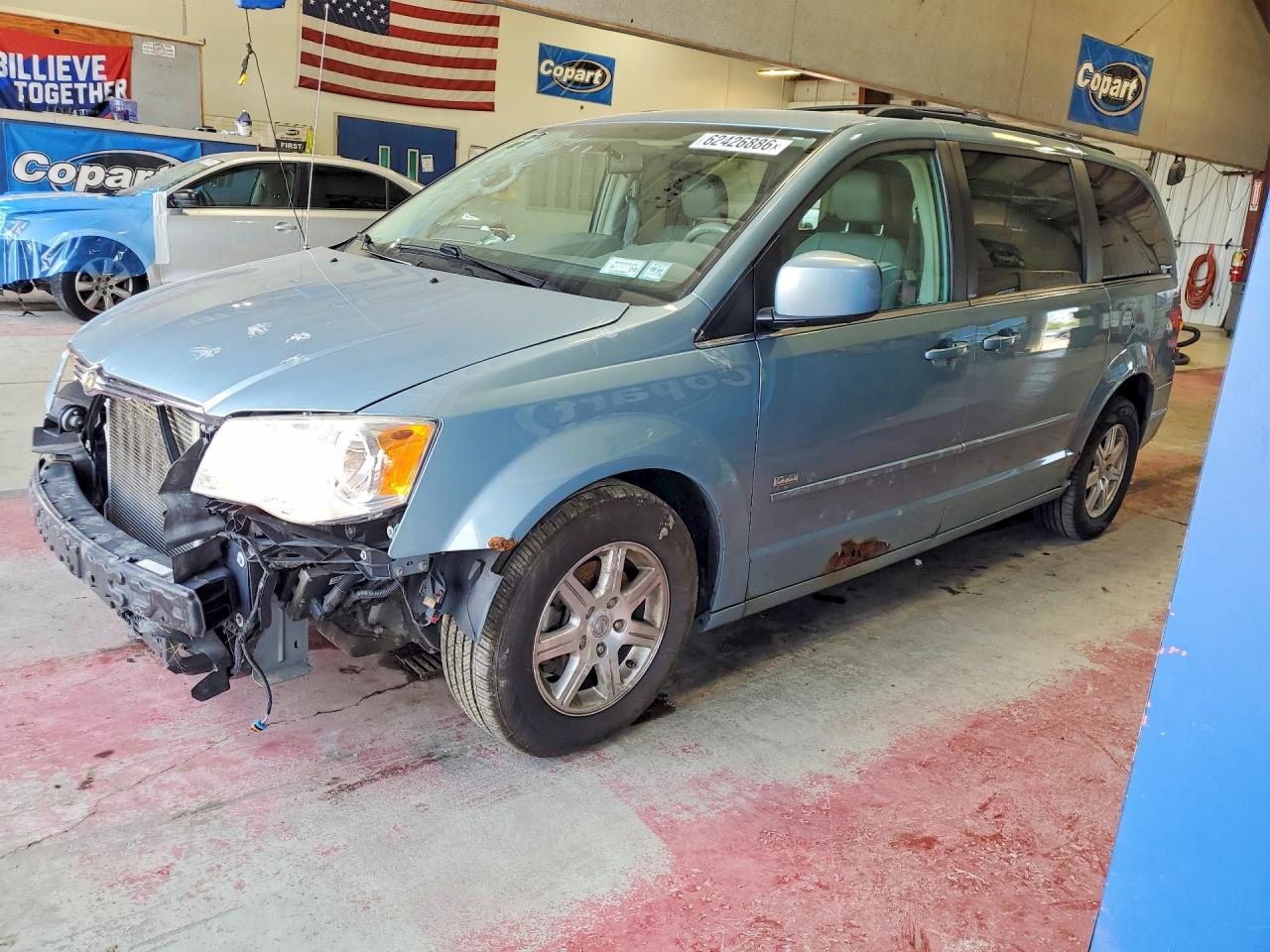 2A8HR54P08R839203 · 2008 CHRYSLER TOWN & COUNTRY