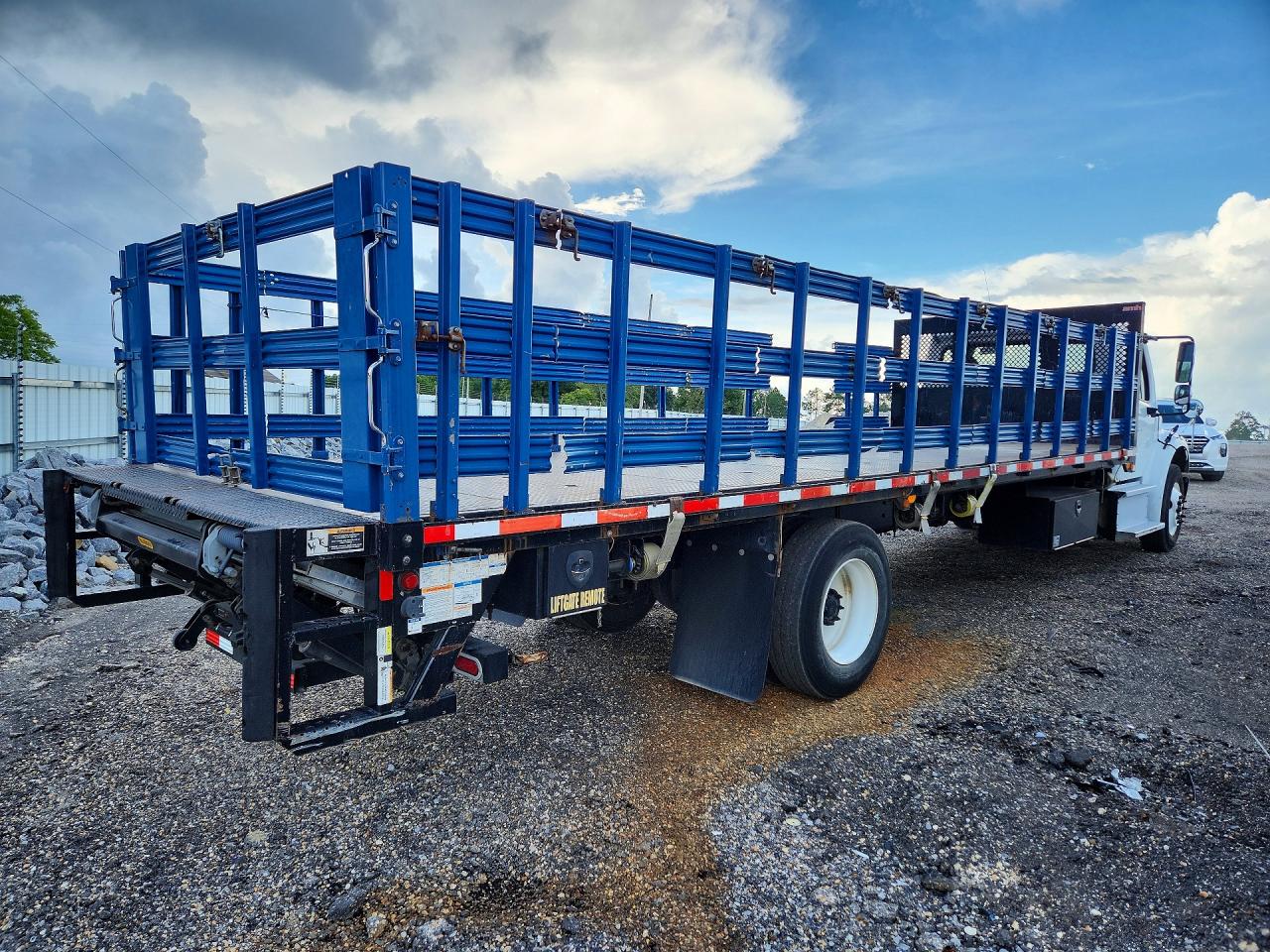 1FVACWFA0JHJU2550 · 2018 FREIGHTLINER M2 · 3/13