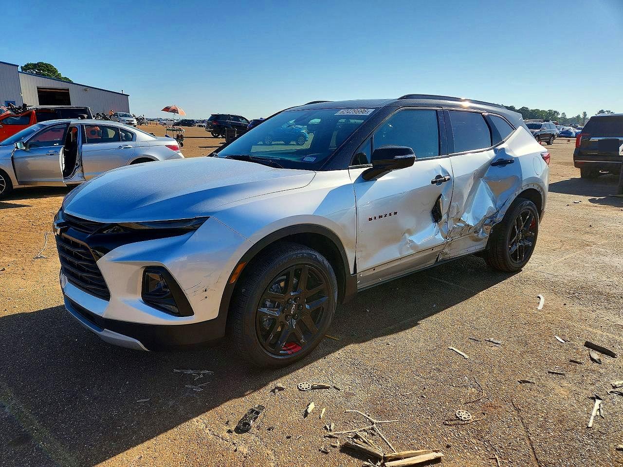 3GNKBDRS4NS137996 · 2022 CHEVROLET BLAZER