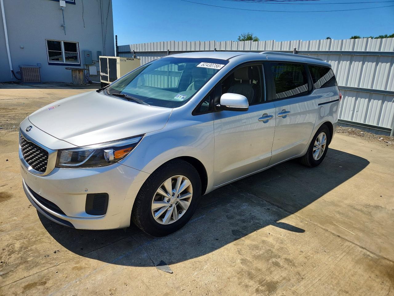 KNDMB5C16H6281923 · 2017 KIA SEDONA