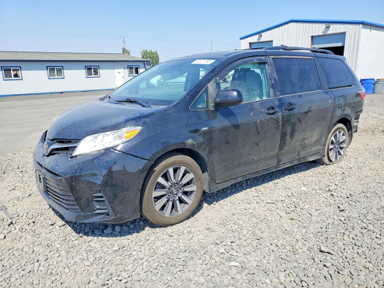 5TDJZ3DC0JS207101 · 2018 TOYOTA SIENNA
