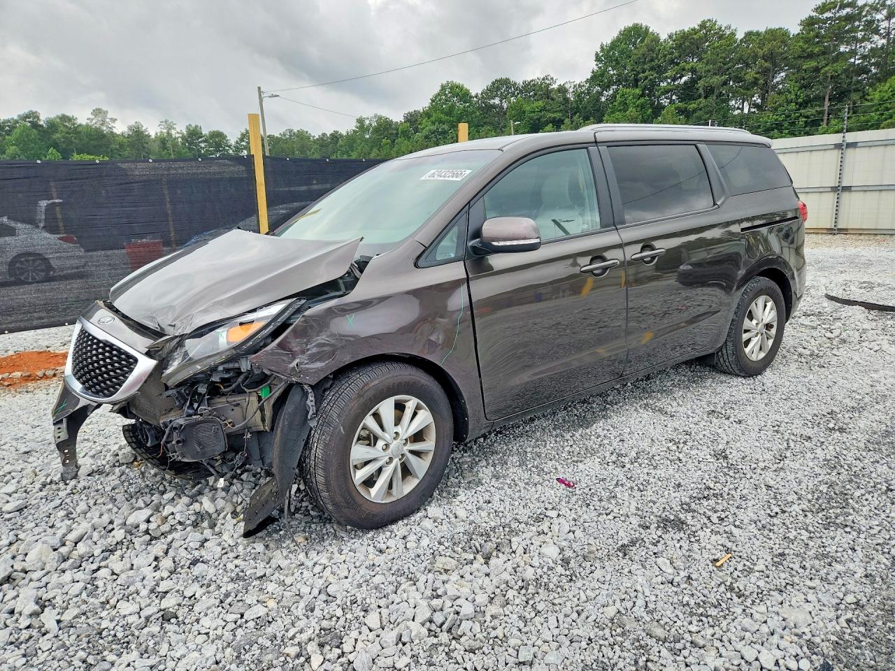KNDMB5C16H6292842 · 2017 KIA SEDONA