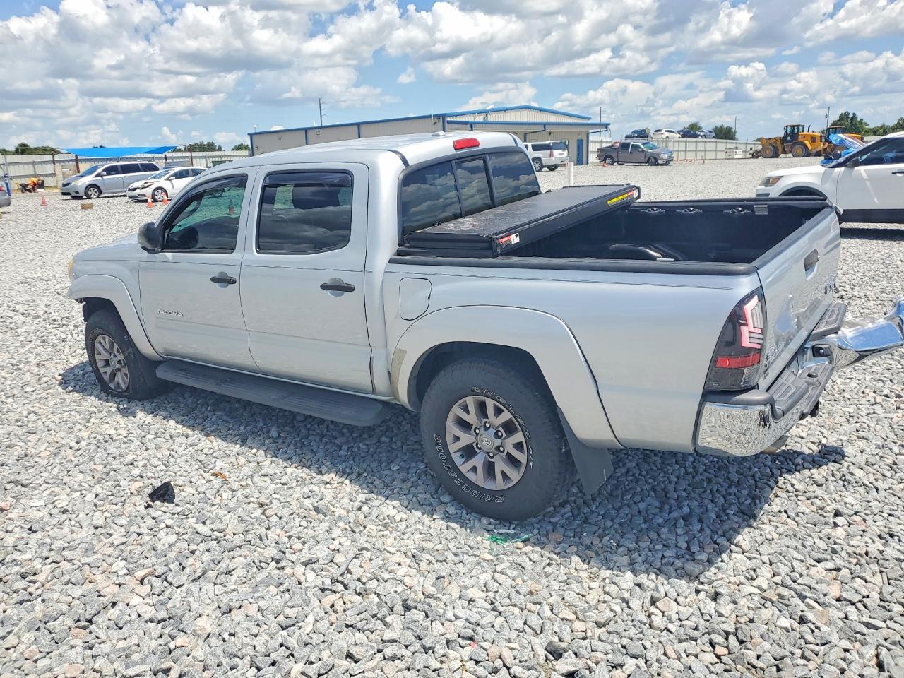 3TMJU62NX9M075139 · 2009 TOYOTA TACOMA · 2/13