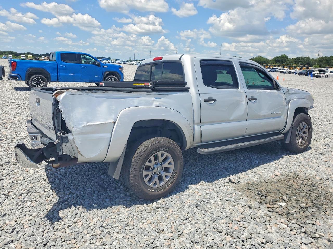 3TMJU62NX9M075139 · 2009 TOYOTA TACOMA · 3/13