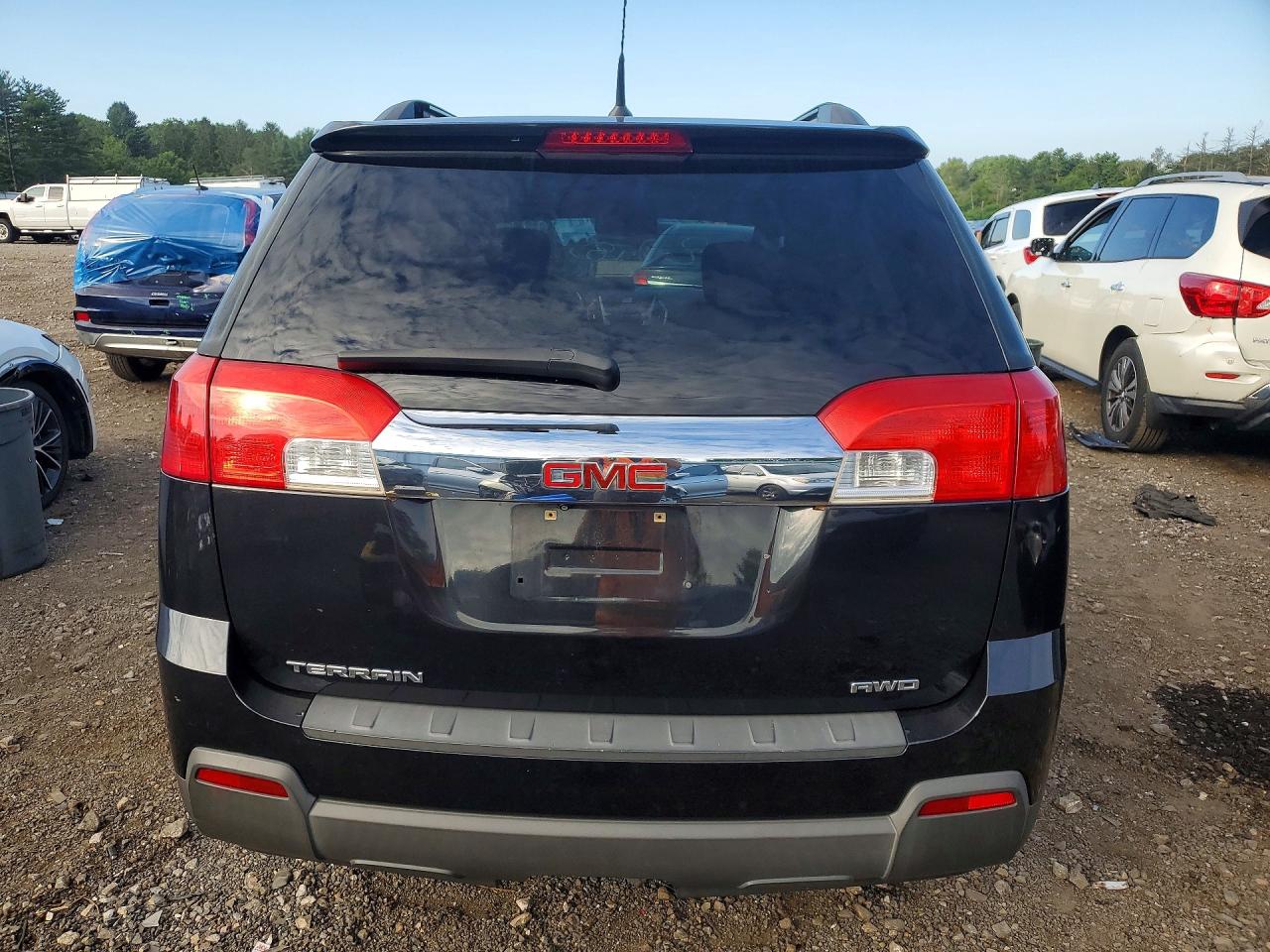 2CTFLEEW5A6365119 · 2010 GMC TERRAIN · 6/13
