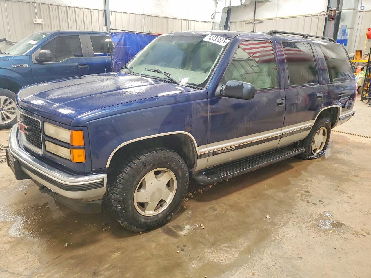 1GKEK13R7VJ742367 · 1997 GMC YUKON