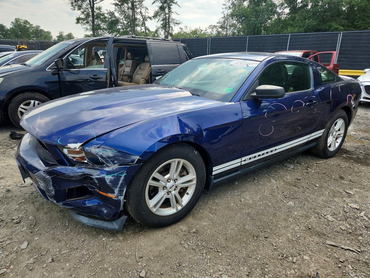 1ZVBP8AM2C5248758 · 2012 FORD MUSTANG
