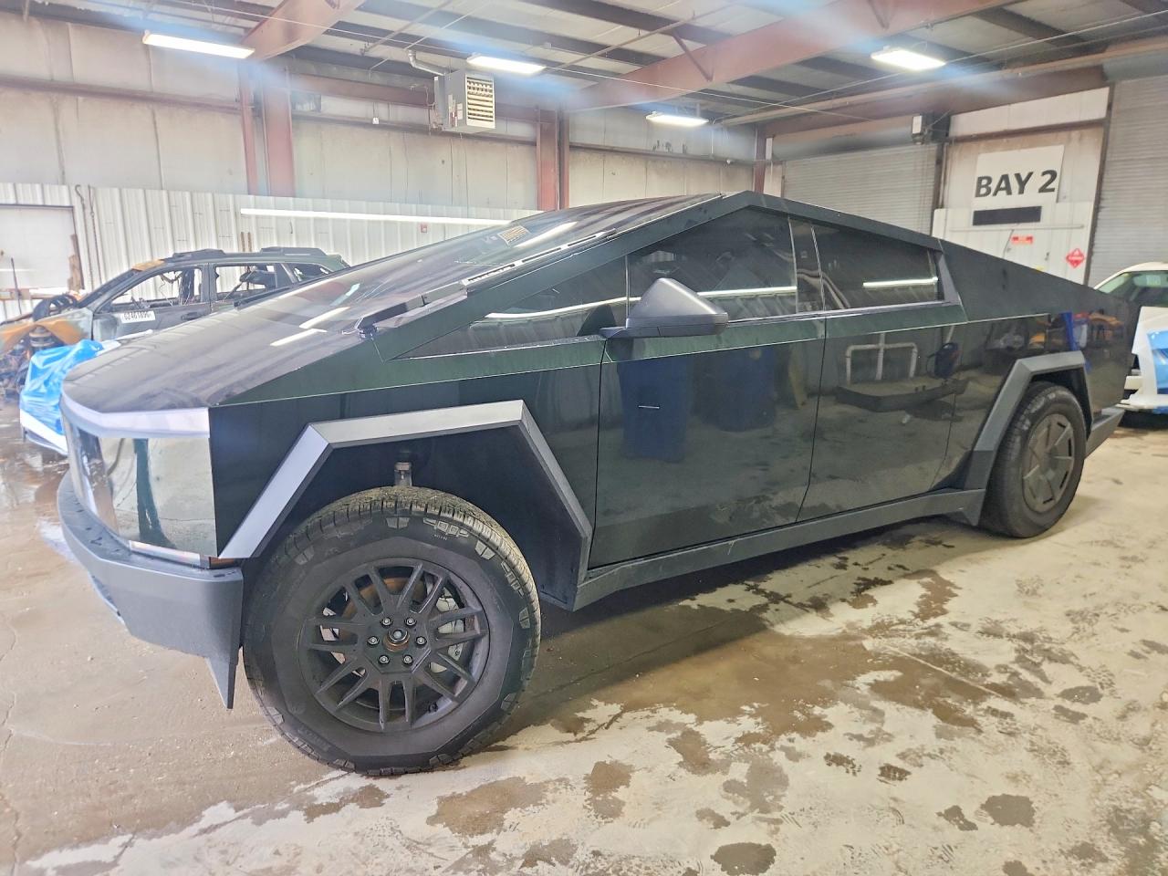 7G2CEHEE7SA062365 · 2025 TESLA CYBERTRUCK