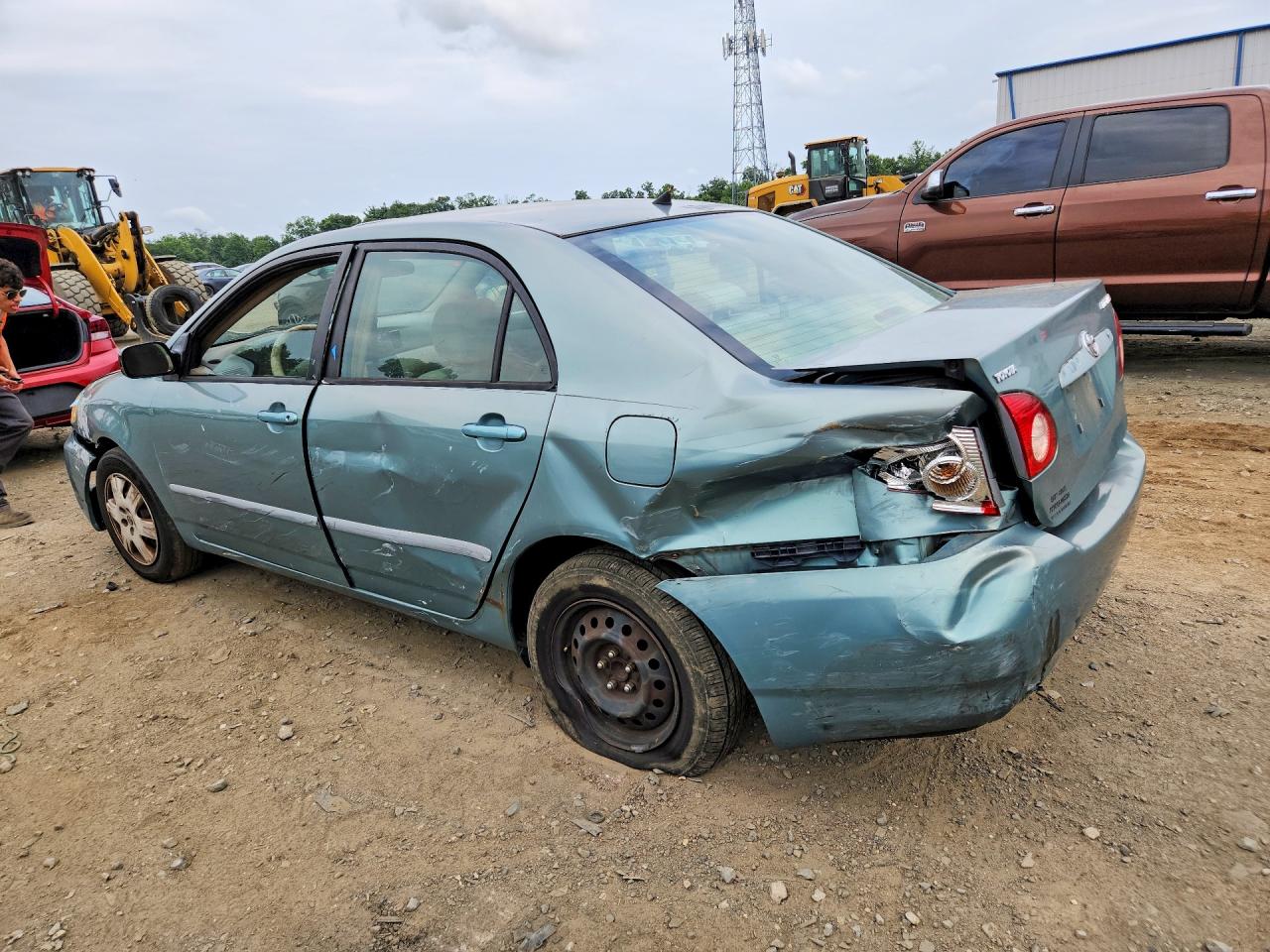 2T1BR30E05C425078 · 2005 TOYOTA COROLLA · 2/12