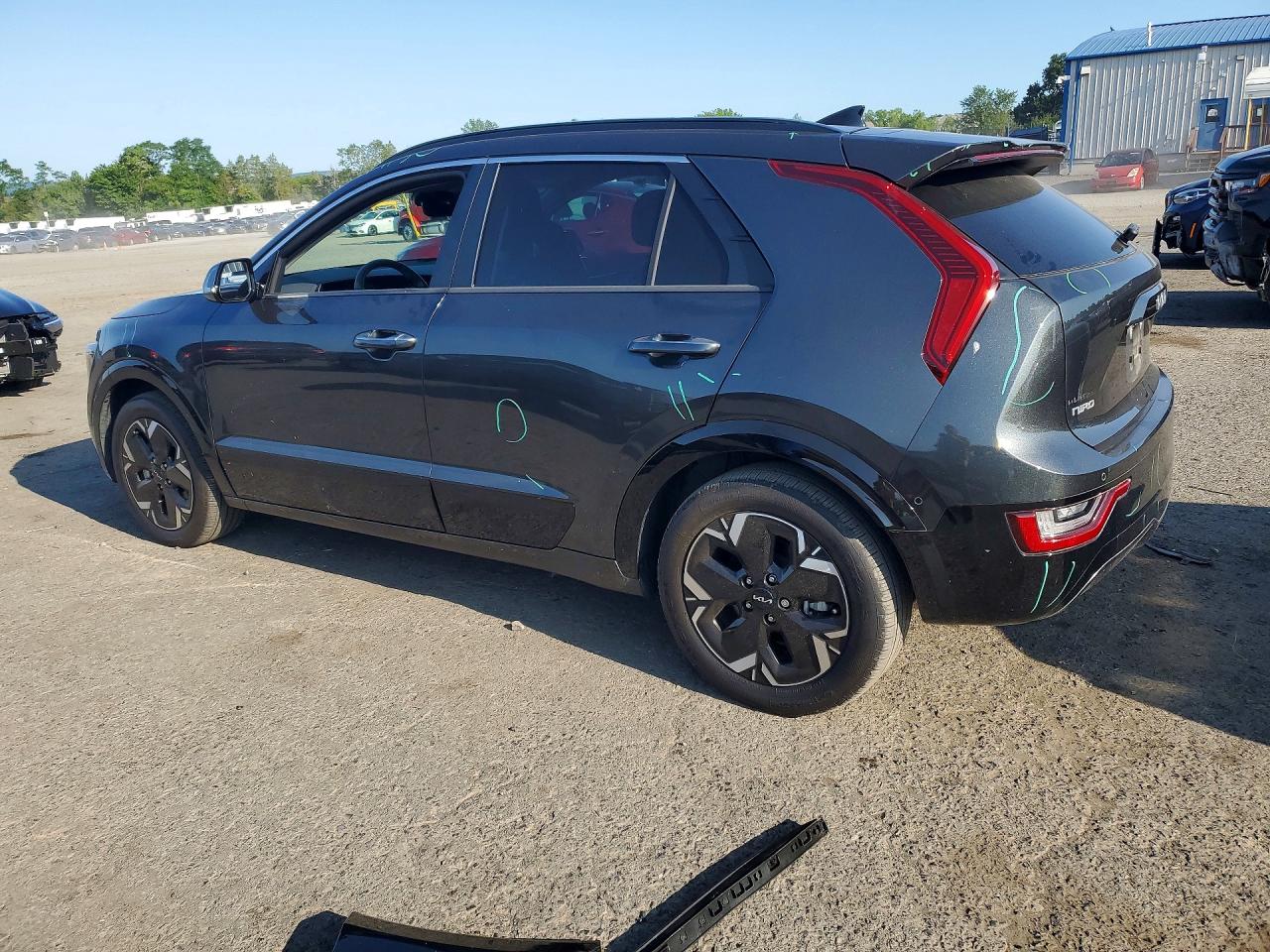 KNDCT3L16S5137332 · 2025 KIA NIRO