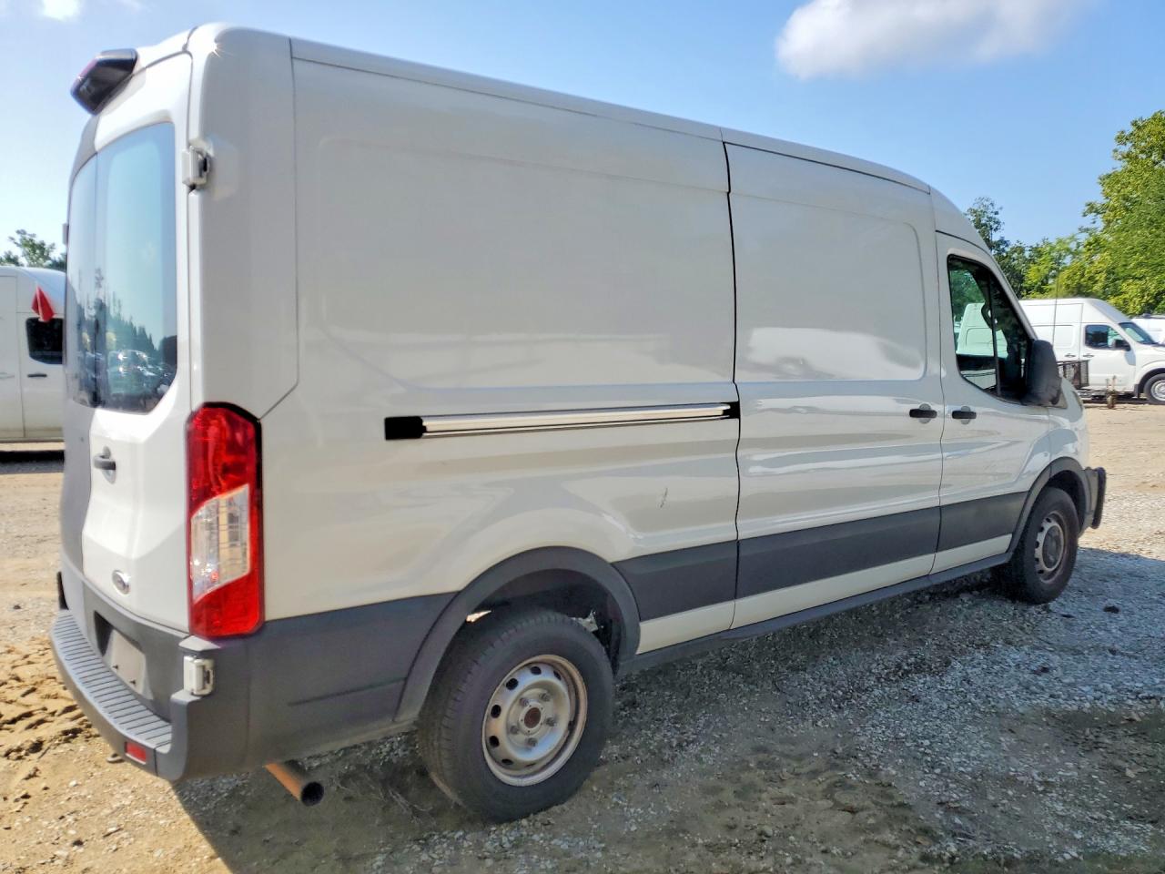 1FTBR1C85MKA48898 · 2021 FORD TRANSIT · 3/13