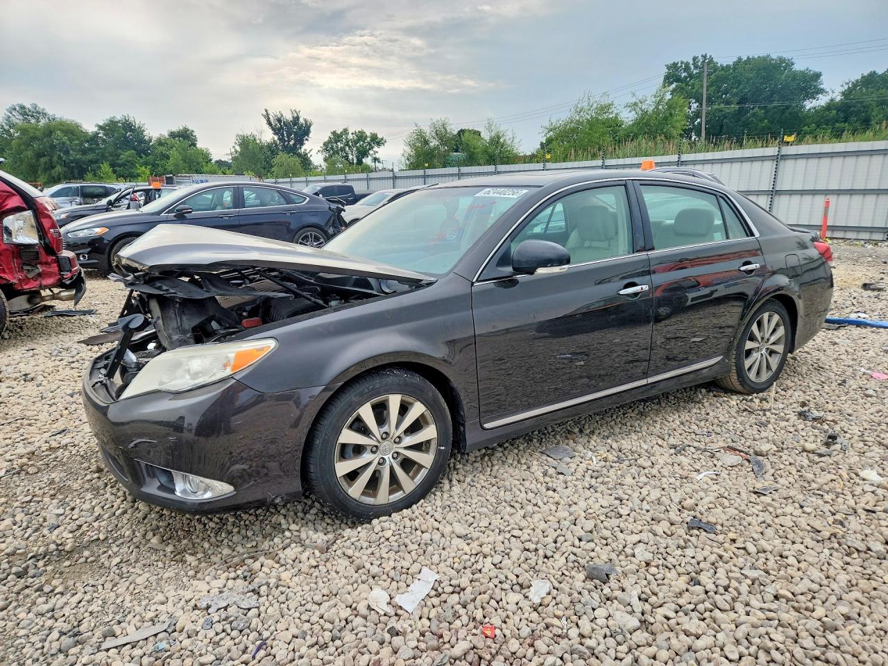 4T1BK3DB1BU436721 · 2011 TOYOTA AVALON
