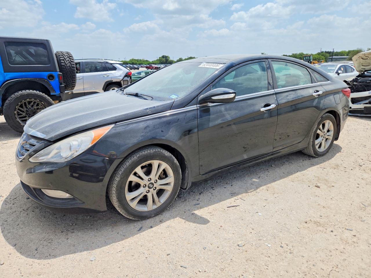 5NPEC4AC2DH612111 · 2013 HYUNDAI SONATA