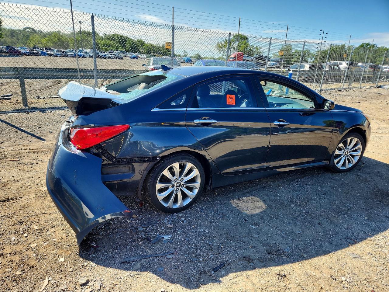 5NPEC4AB9BH199981 · 2011 HYUNDAI SONATA · 3/12