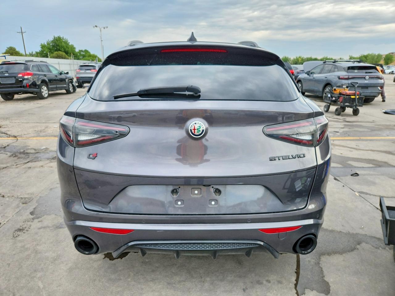 ZASPAKBN4M7D09829 · 2021 ALFA ROMEO STELVIO · 6/14