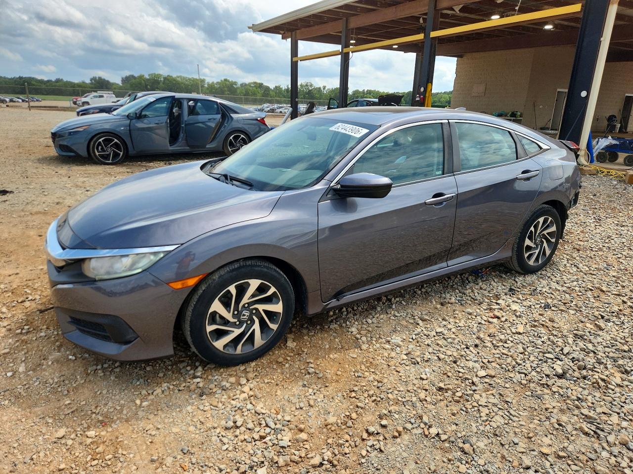 19XFC2F78HE032067 · 2017 HONDA CIVIC