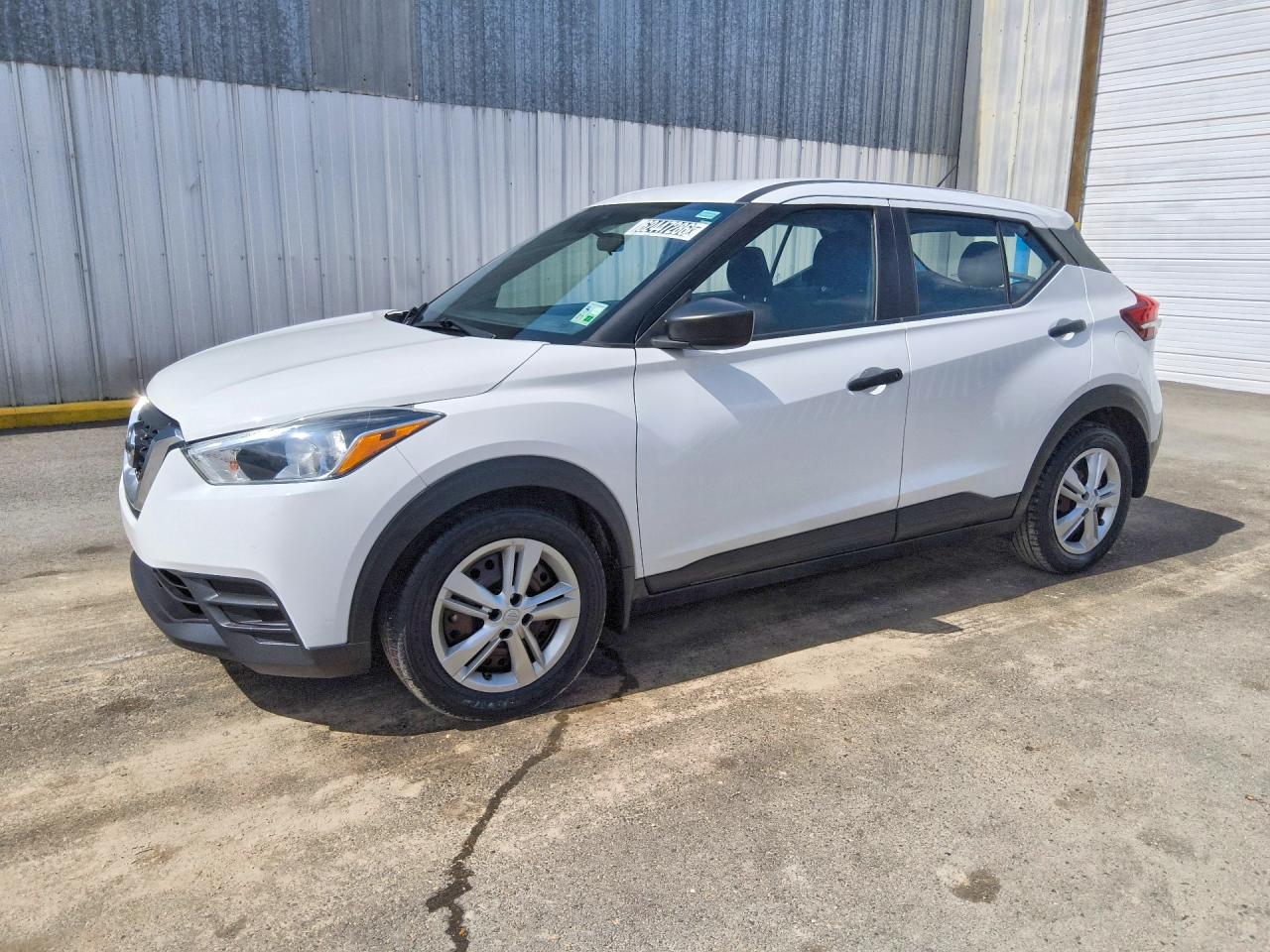3N1CP5BV2LL525375 · 2020 NISSAN KICKS