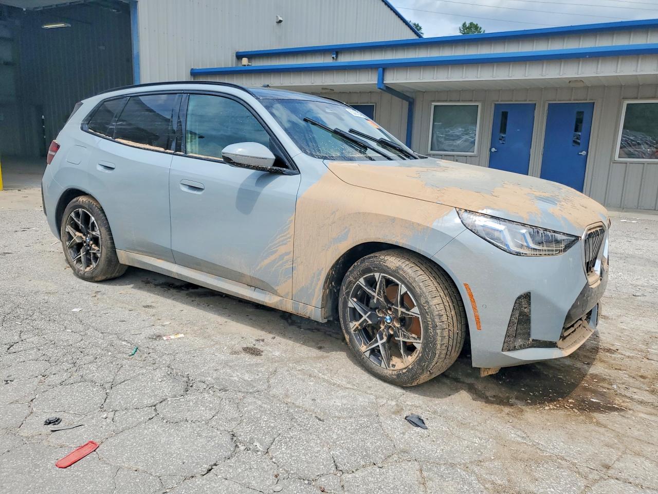 5UX53GP09T9352875 · 2026 BMW X3 · 4/13