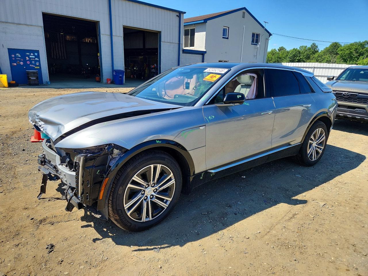 1GYKPRRL8RZ139429 · 2024 CADILLAC LYRIQ