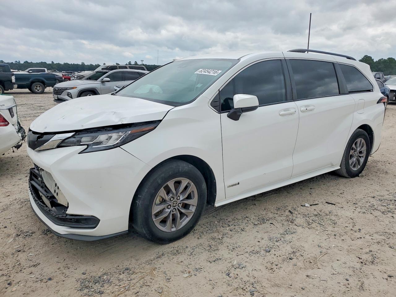 5TDKRKEC3MS028195 · 2021 TOYOTA SIENNA