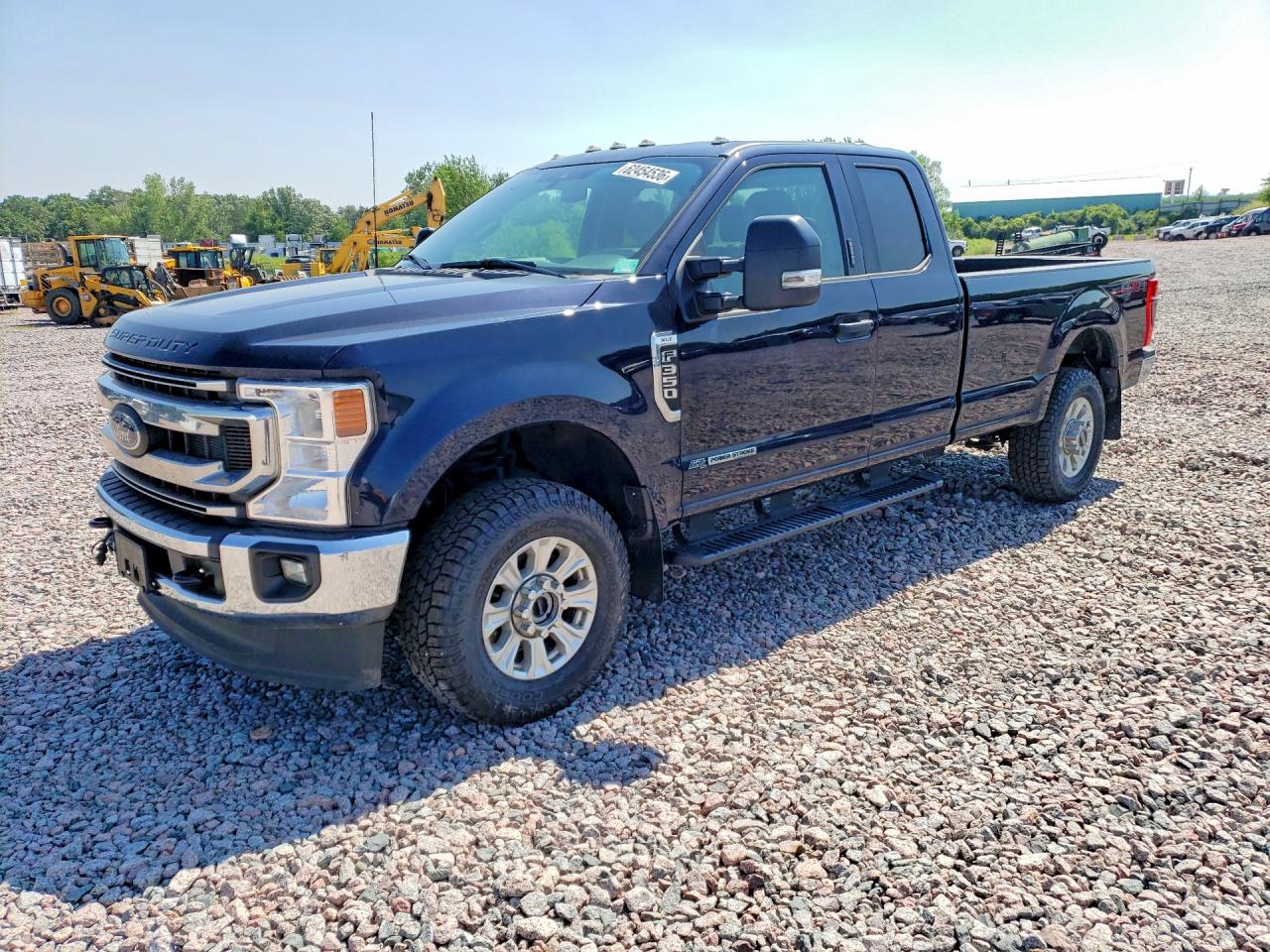 1FT8X3BT2NEC64354 · 2022 FORD F350