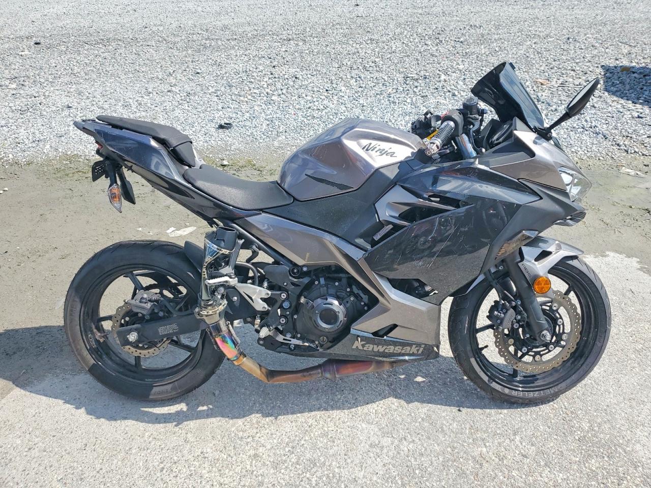 2021 KAWASAKI EX400