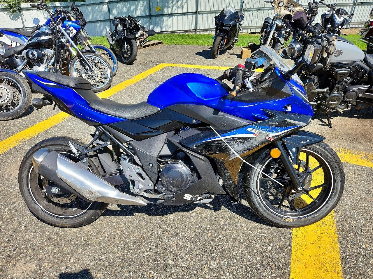 2022 SUZUKI GSX250R