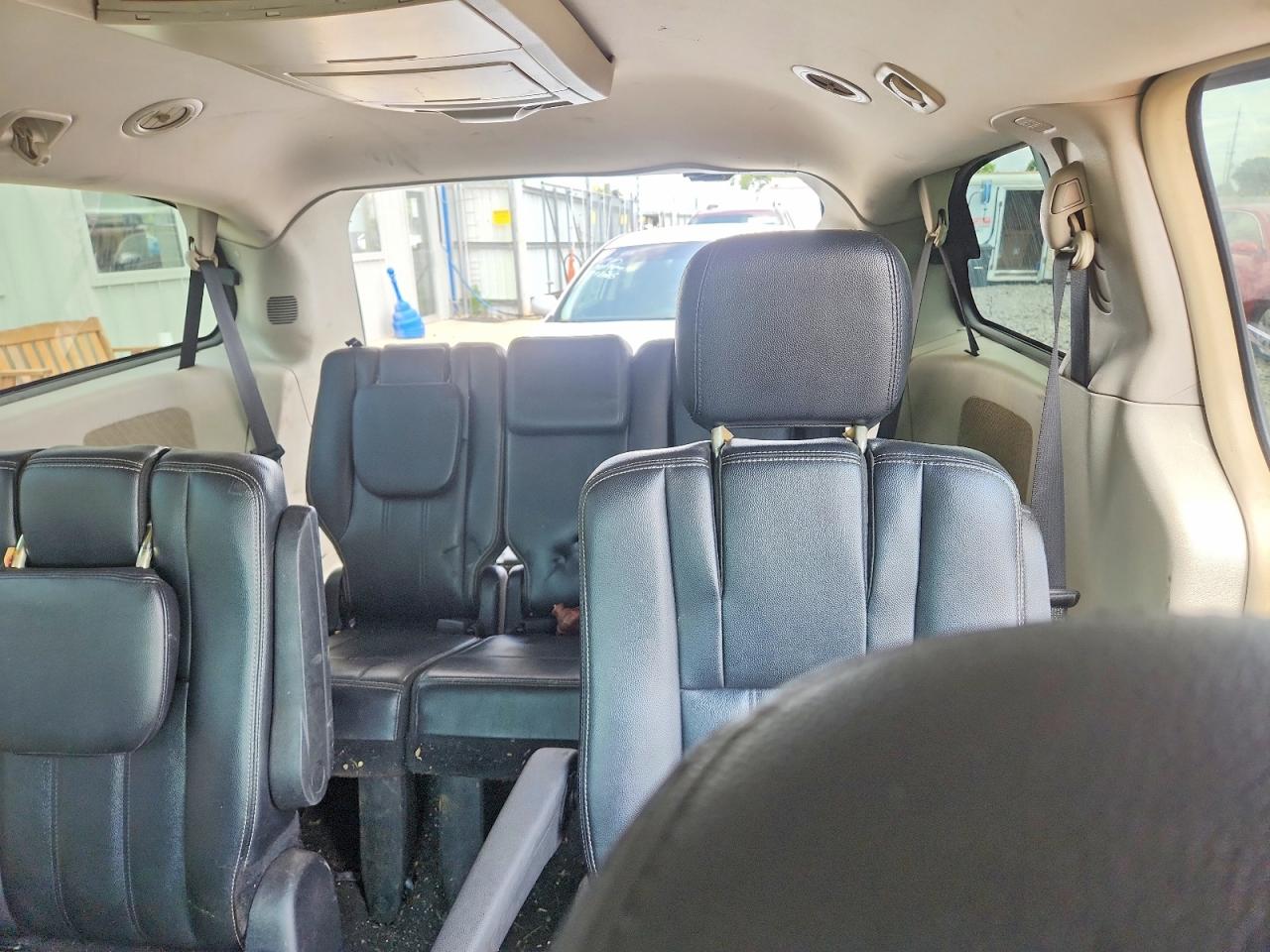 2C4RC1BG9ER292422 · 2014 CHRYSLER TOWN & COUNTRY · 10/13