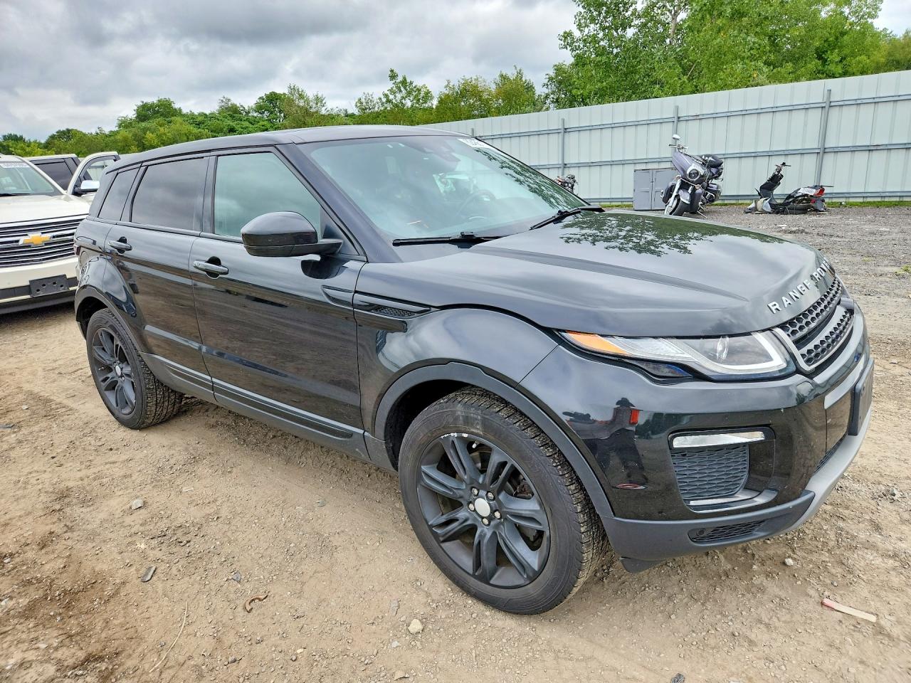 SALVP2BG1HH174768 · 2017 LAND ROVER RANGE ROVER EVOQUE · 4/13